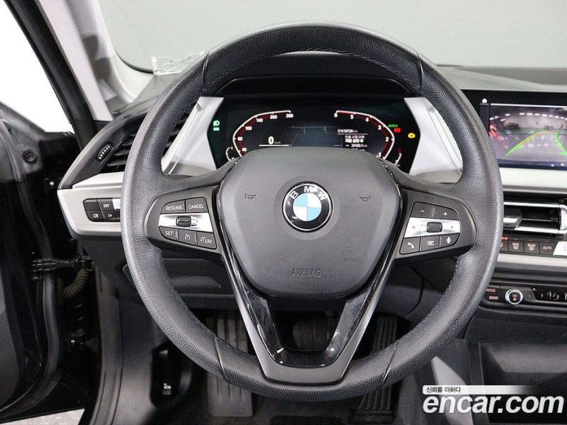 BMW 2-Series 220D Advantage