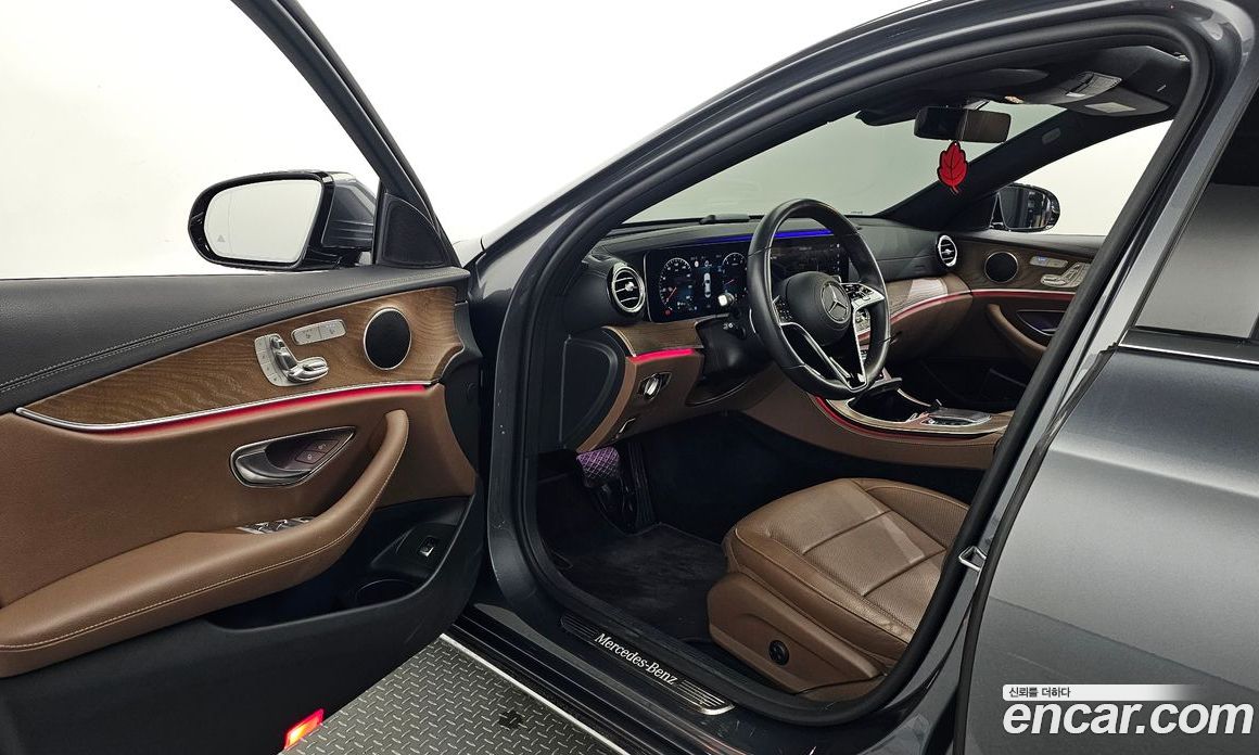 Mercedes Benz E-Class E250 Exclusive