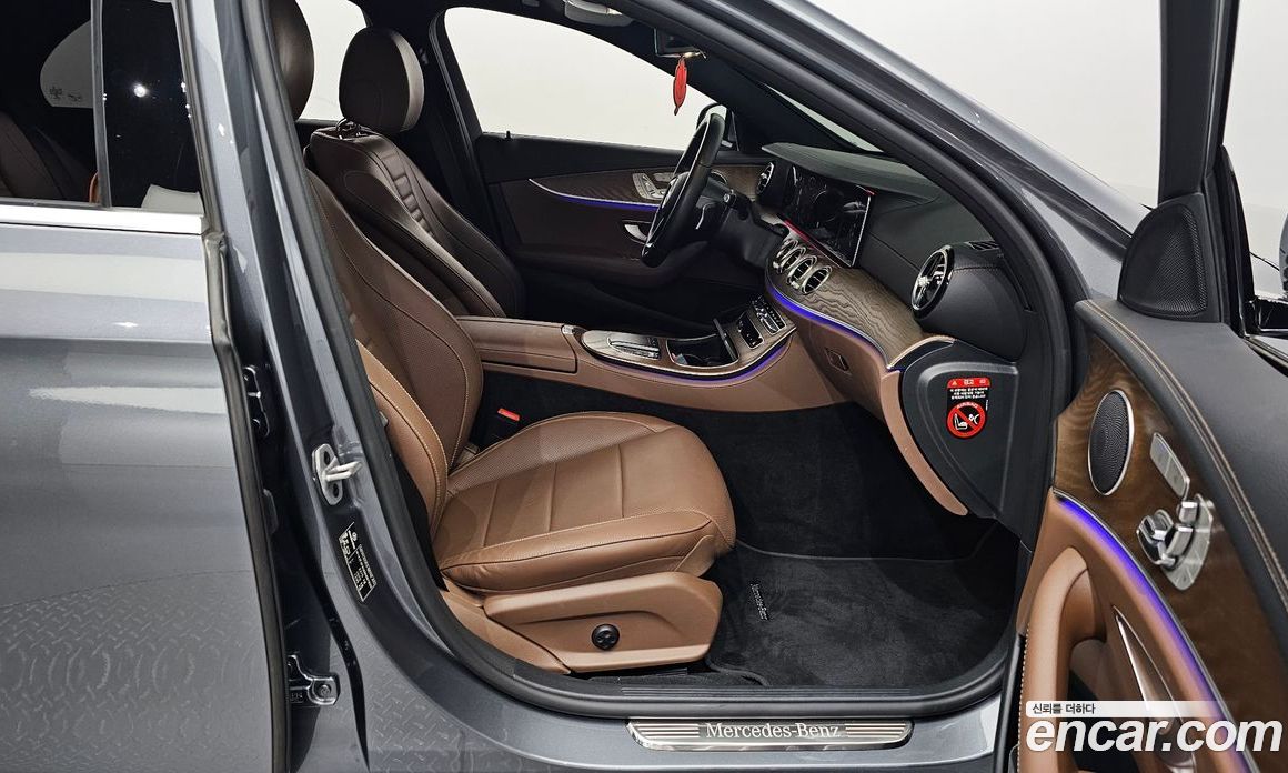 Mercedes Benz E-Class E250 Exclusive