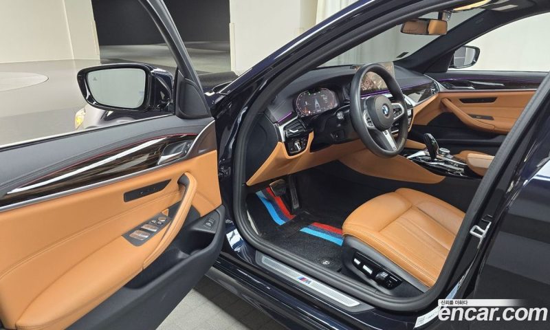 BMW 5-Series i520 M Sport