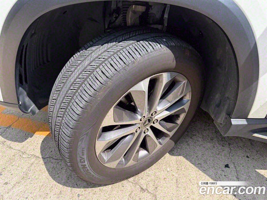 Mercedes Benz GLE-Class GLE300d 4MATIC