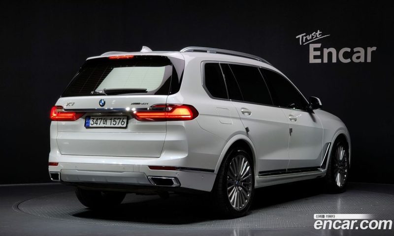BMW X7 xDrive i40 Design Pure Excellence 7-Seater