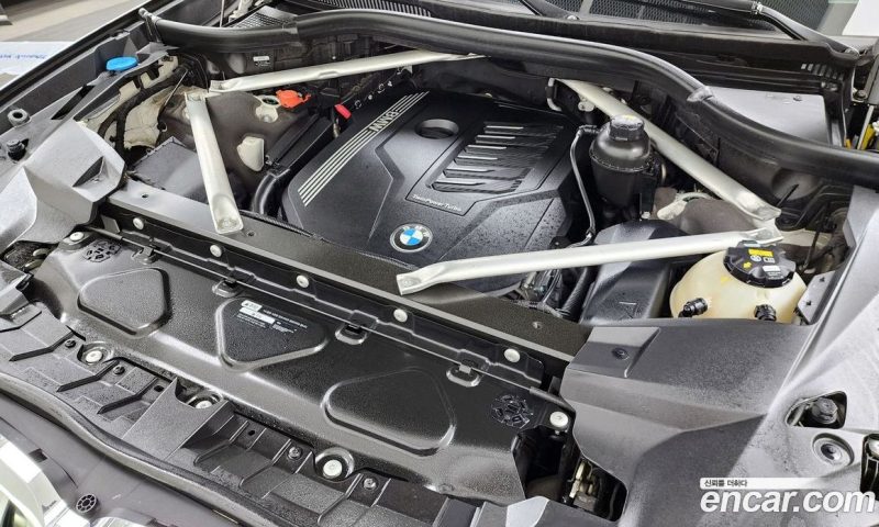 BMW X7 xDrive i40 Design Pure Excellence 7-Seater