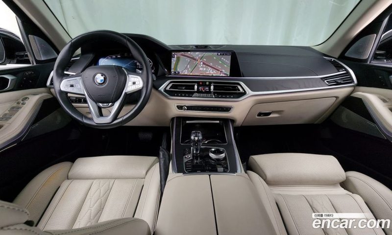 BMW X7 xDrive i40 Design Pure Excellence 7-Seater