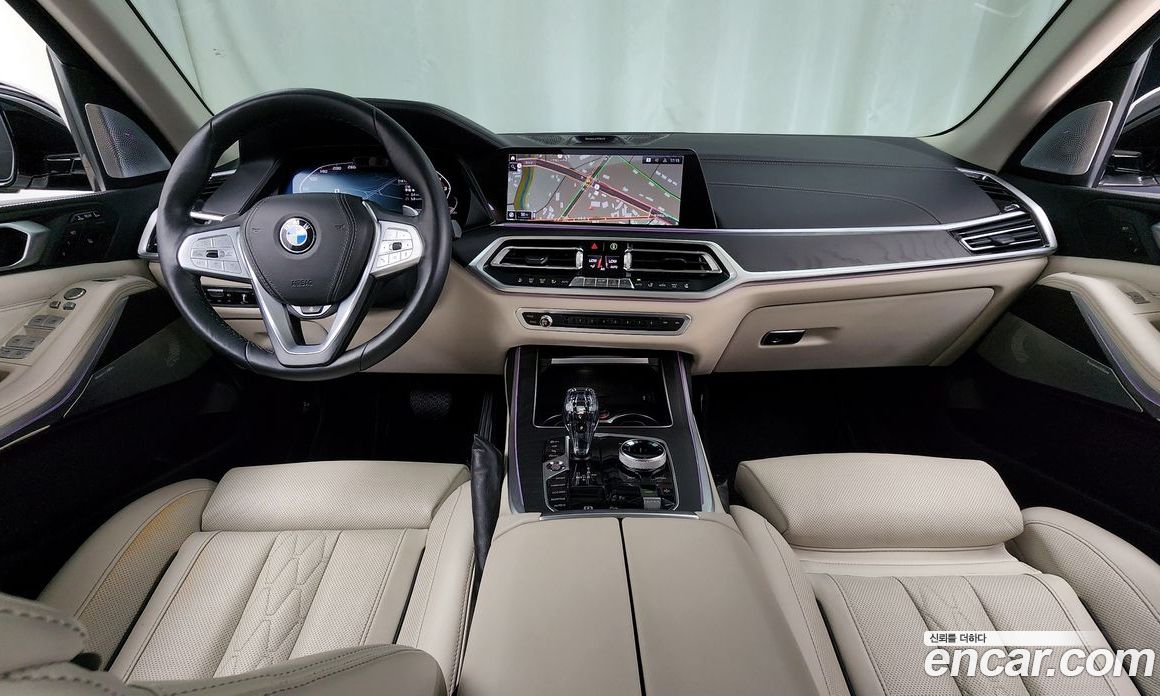 BMW X7 xDrive i40 Design Pure Excellence 7-Seater
