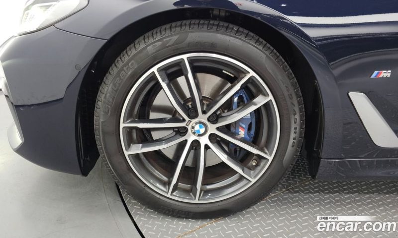 BMW 5-Series i520 M Sport