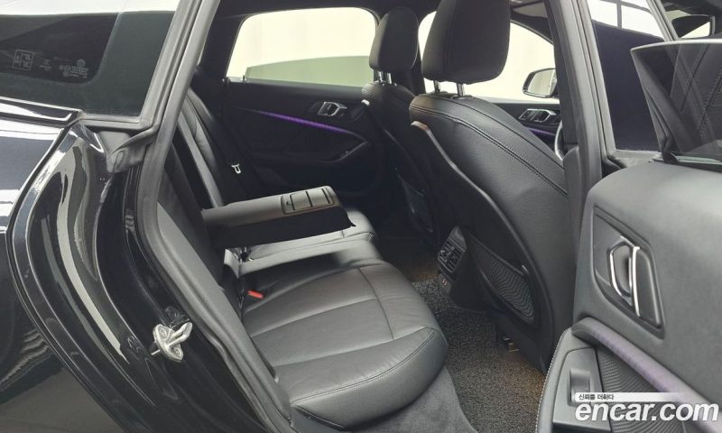 BMW 2-Series i220 M Sports