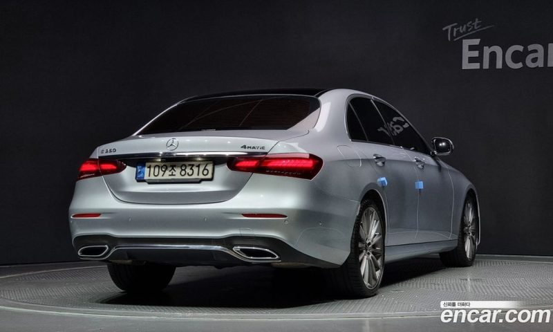 Mercedes Benz E-Class E350 4MATIC AMG Line