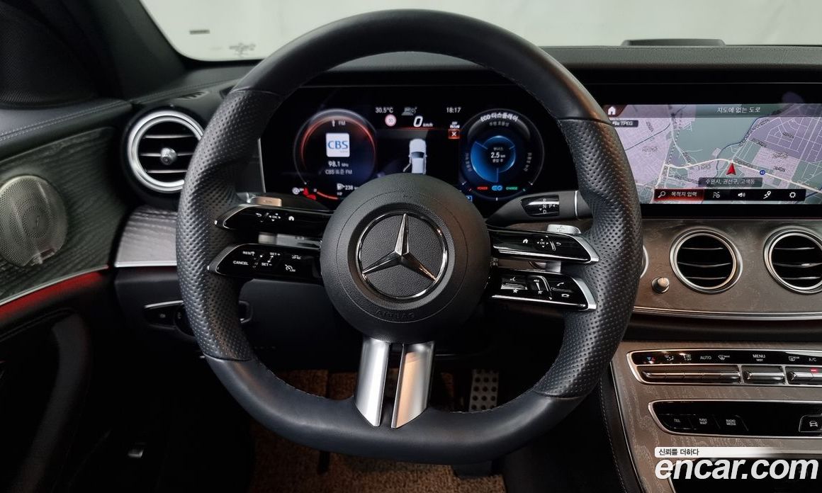 Mercedes Benz E-Class E350 4MATIC AMG Line