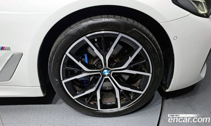 BMW 5-Series i530 xDrive M Sport Package