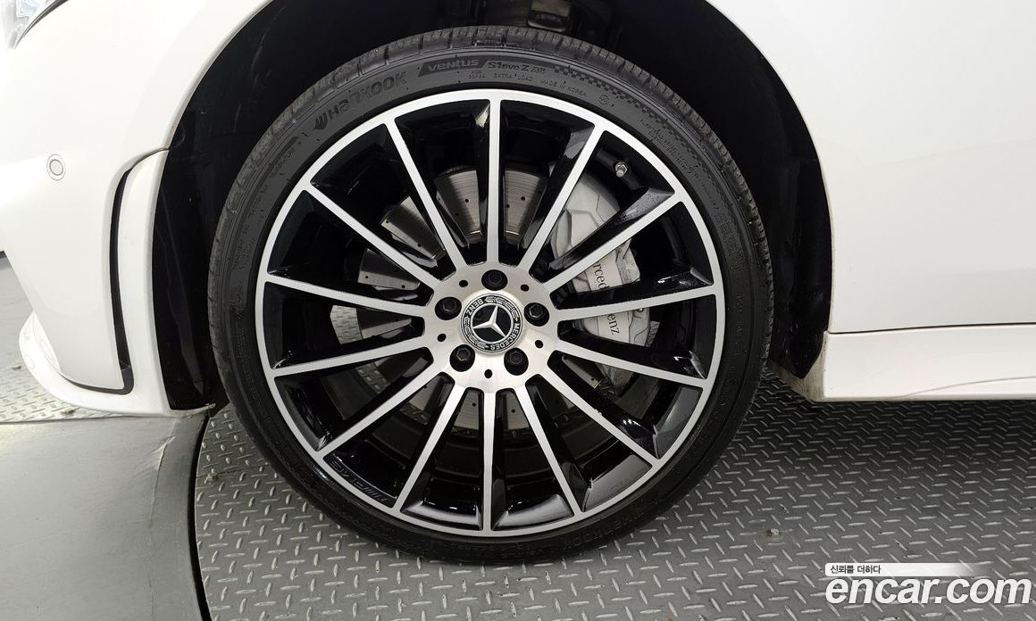 Mercedes Benz CLS-Class CLS450 4MATIC AMG Line