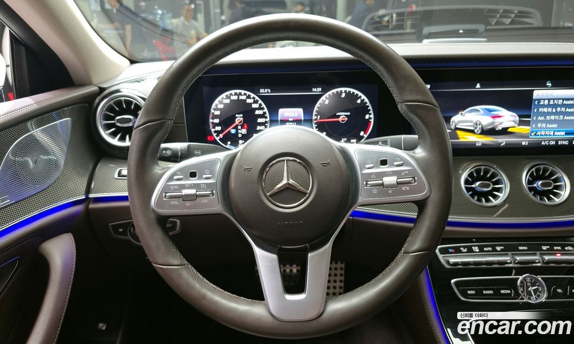 Mercedes Benz CLS-Class CLS300d AMG Line