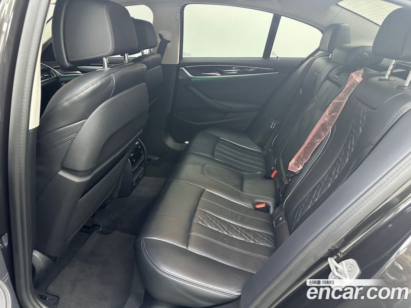 BMW 5-Series 523D Luxury