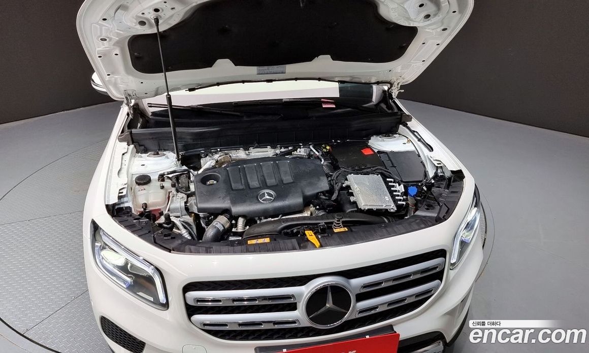 Mercedes Benz GLB-Class GLB200 D