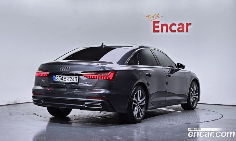 Audi A6 45 TFSI Quattro Premium