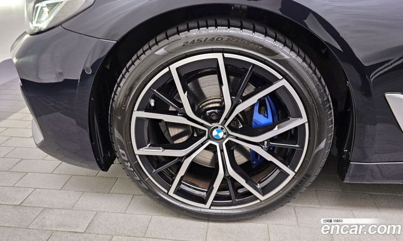 BMW 5-Series i530 M Sport Package