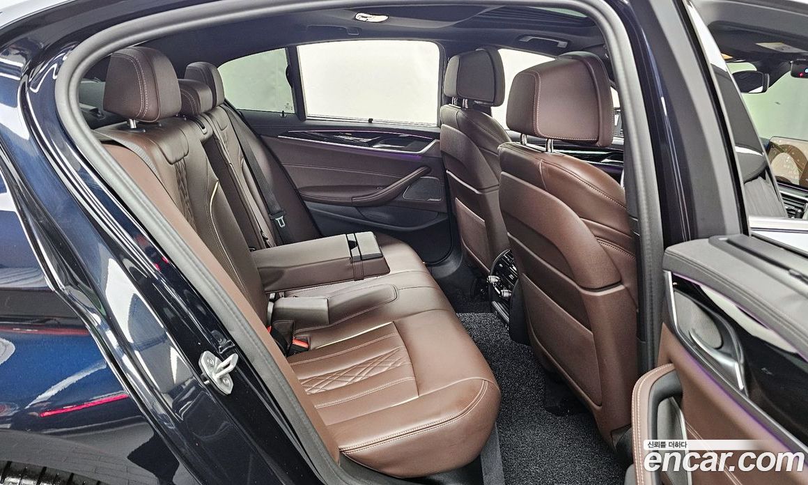 BMW 5-Series i530 M Sport Package