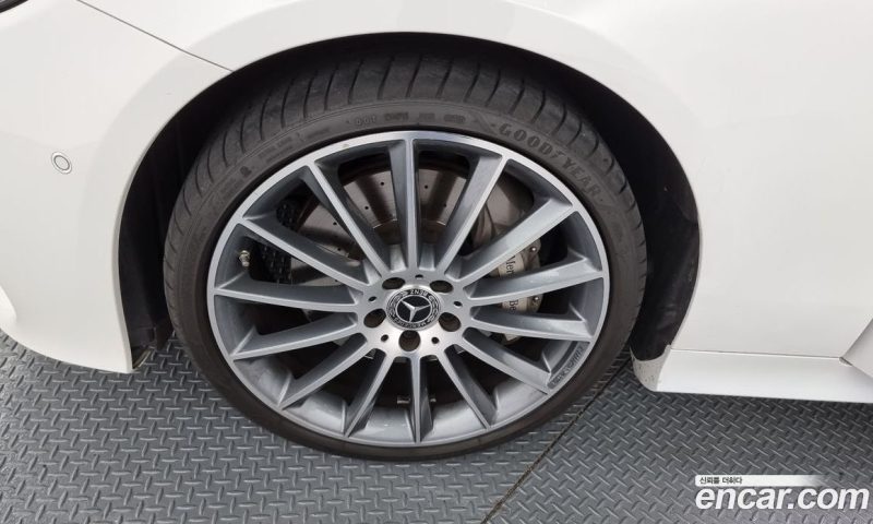 Mercedes Benz E-Class E450 4MATIC Cabriolet