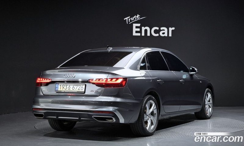 Audi A4 40 TFSI Premium