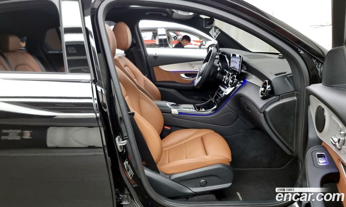 Mercedes Benz GLC-Class GLC220 D 4MATIC Coupe