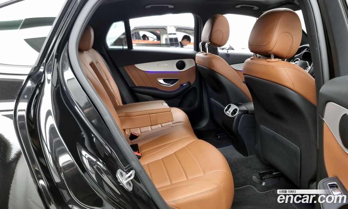 Mercedes Benz GLC-Class GLC220 D 4MATIC Coupe
