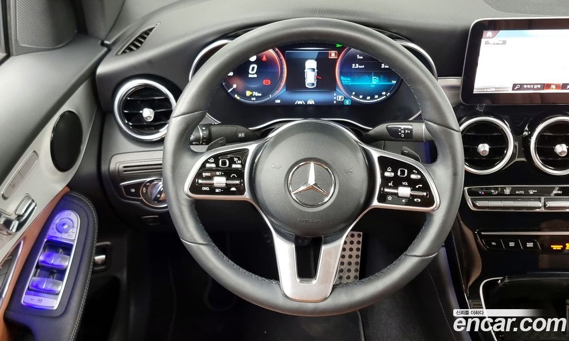 Mercedes Benz GLC-Class GLC220 D 4MATIC Coupe