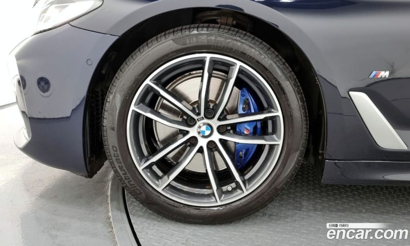 BMW 5-Series i520 M Sport