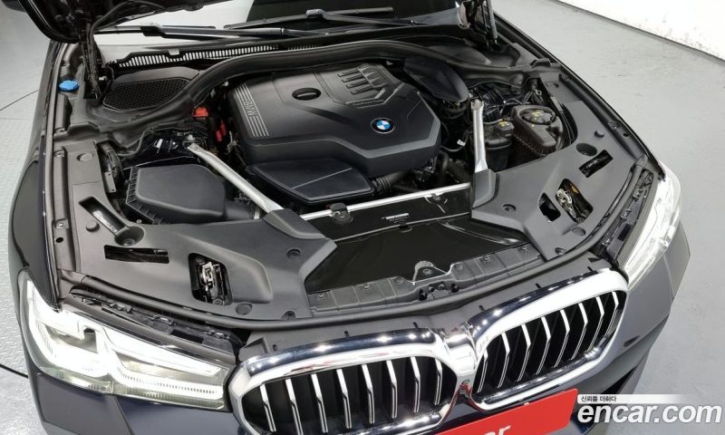BMW 5-Series i520 M Sport