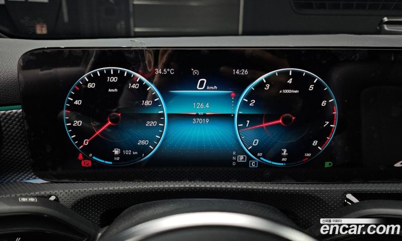 Mercedes Benz A-Class A250 4MATIC Sedan