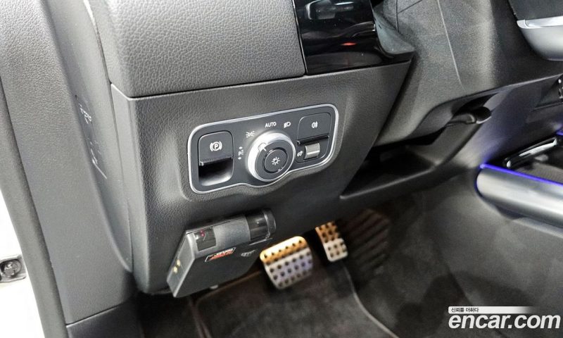 Mercedes Benz GLA-Class GLA250 4MATIC
