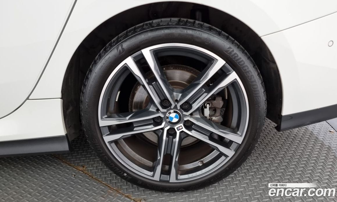 BMW 2-Series i220 M Sports
