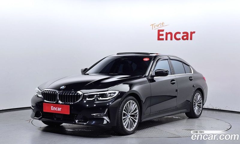 BMW 3-Series i320 Luxury