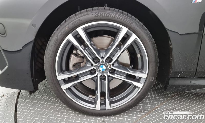 BMW 2-Series i220 M Sports