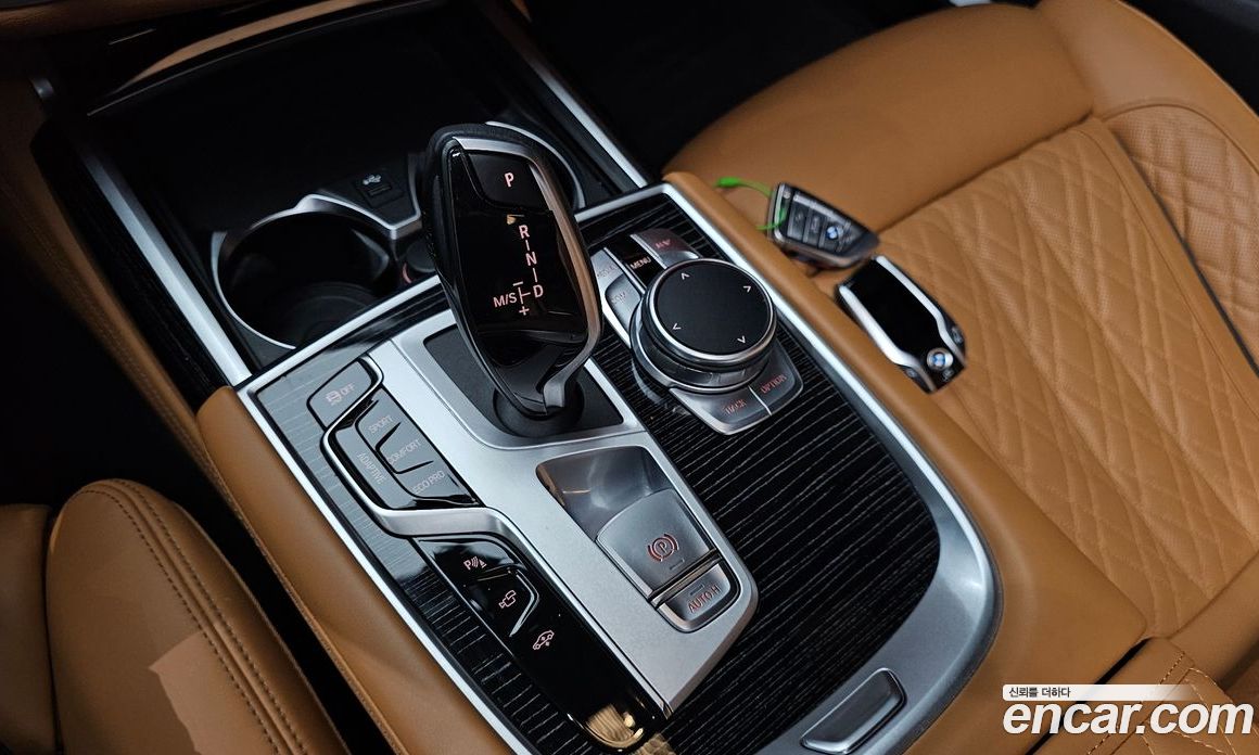 BMW 7-Series i740 M Sport