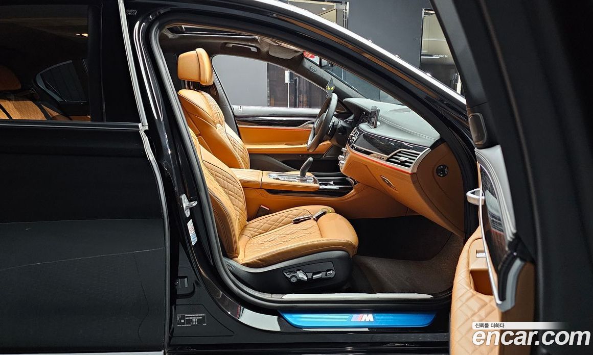 BMW 7-Series i740 M Sport