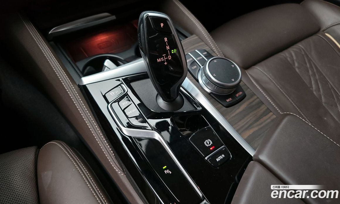 BMW 5-Series 523D Luxury