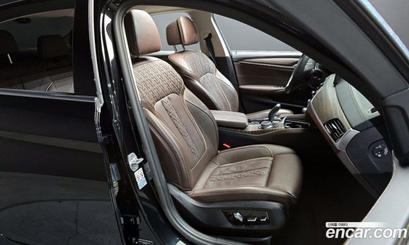 BMW 5-Series 523D Luxury
