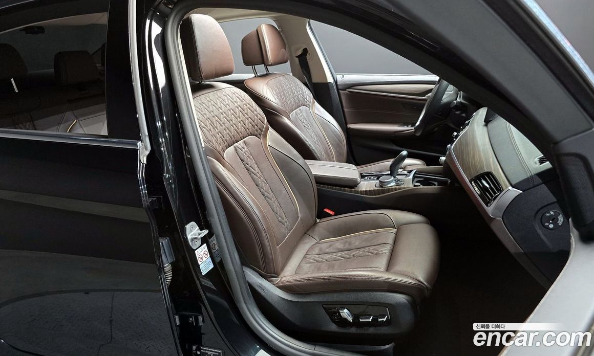 BMW 5-Series 523D Luxury