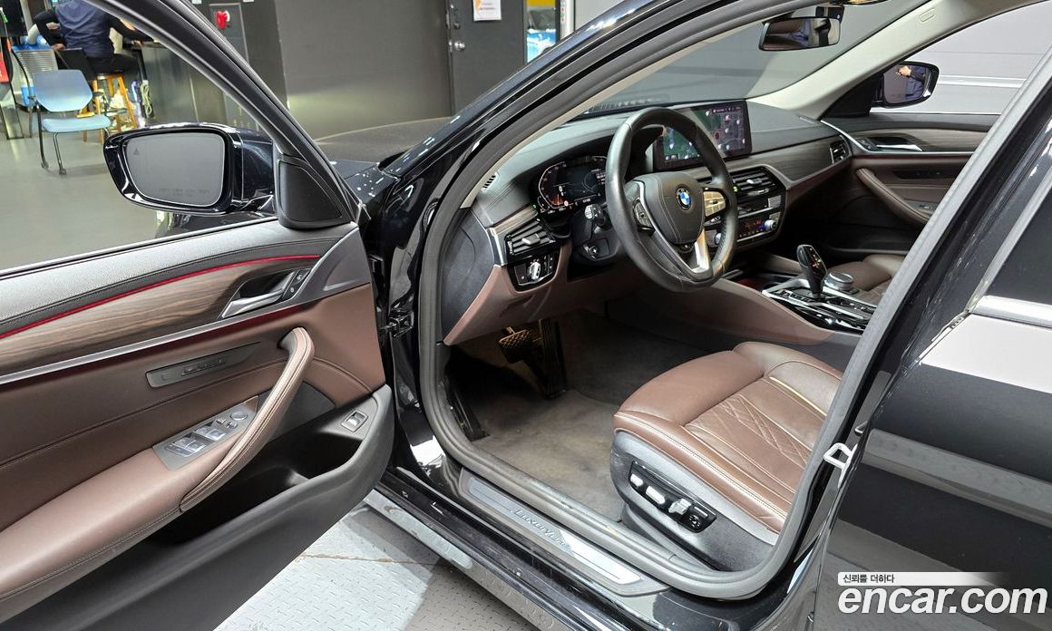 BMW 5-Series 523D Luxury