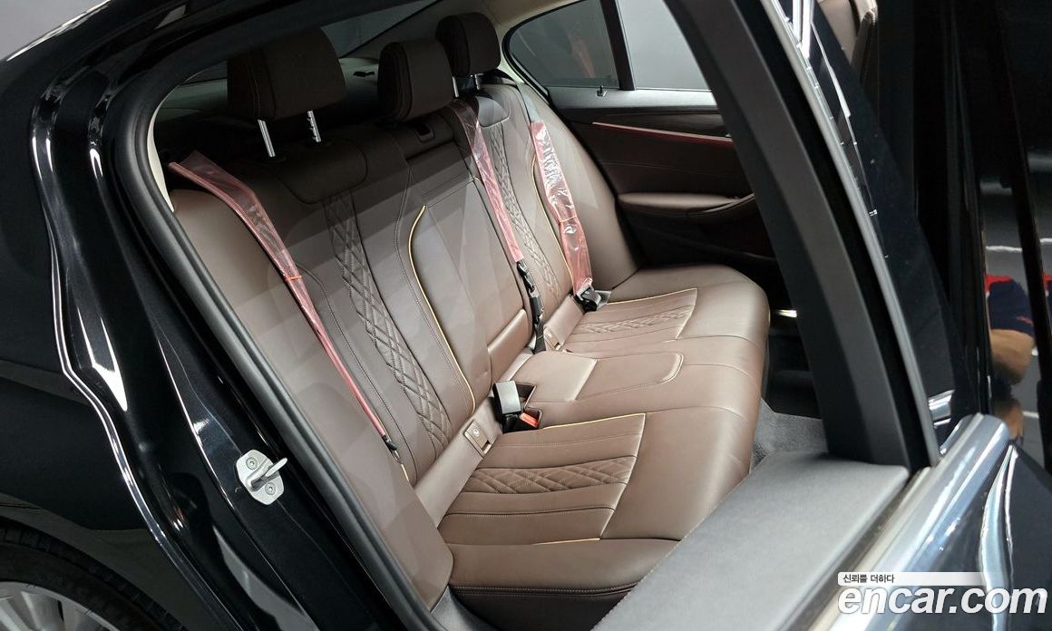 BMW 5-Series 523D Luxury