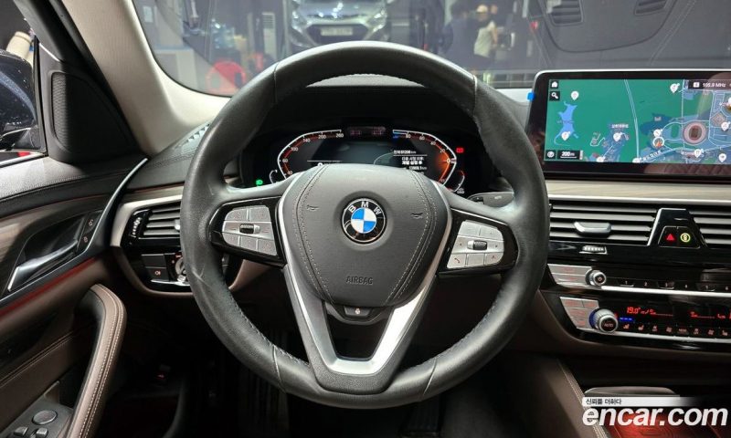 BMW 5-Series 523D Luxury