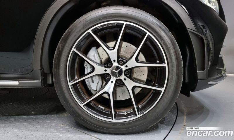 Mercedes Benz GLC-Class AMG GLC43 4MATIC