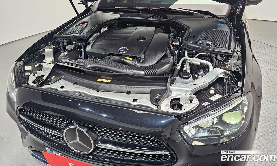 Mercedes Benz E-Class E350 4MATIC AMG Line