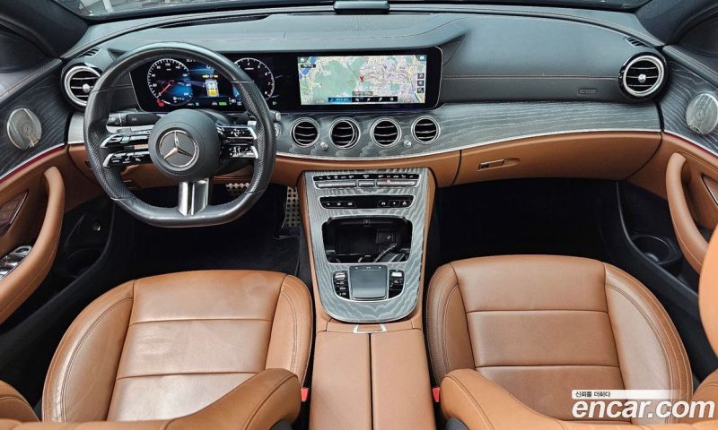Mercedes Benz E-Class E350 4MATIC AMG Line