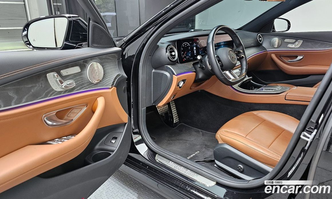Mercedes Benz E-Class E350 4MATIC AMG Line