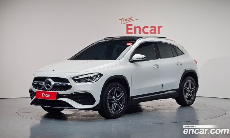 Mercedes Benz GLA-Class GLA250 4MATIC