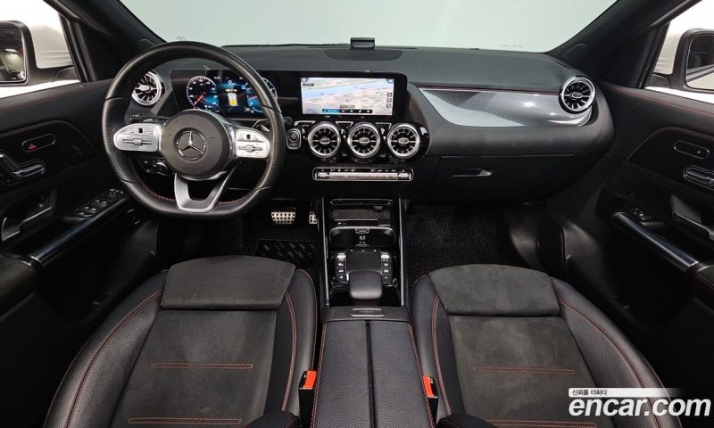 Mercedes Benz GLA-Class GLA250 4MATIC