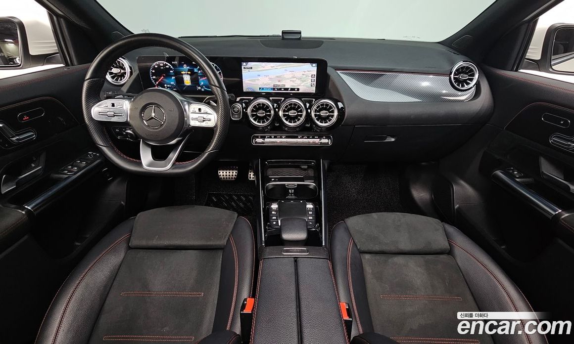 Mercedes Benz GLA-Class GLA250 4MATIC