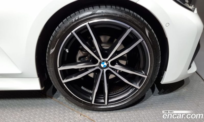 BMW 3-Series i320 M Sport
