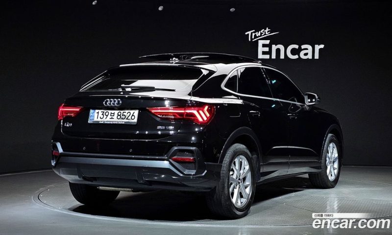 Audi Q3 35 TDI Premium Sportback